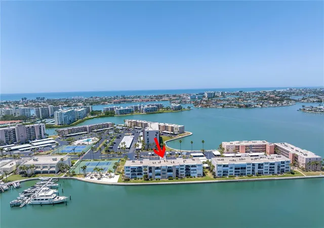 7625-sun-is-dr-s-106-south-pasadena-fl-33707/hzid_a1ccd90a