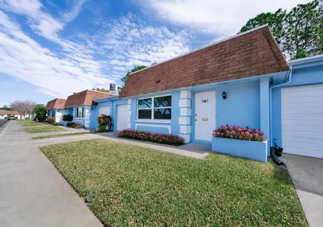 8315-burgundy-dr-n-8315-pinellas-park-fl-33781/hzid_d4ca2608