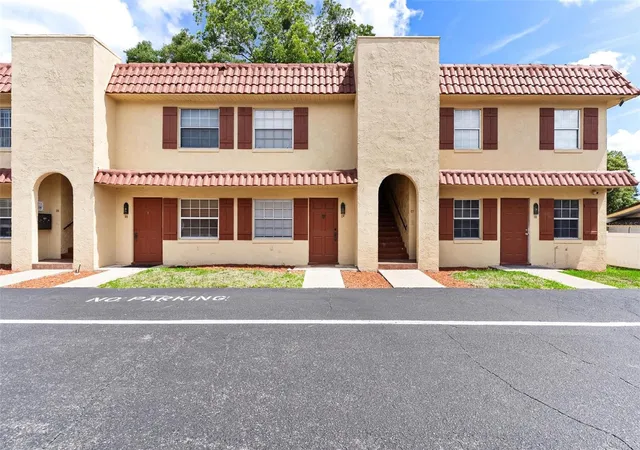 1112-w-main-st-c4-leesburg-fl-34748/hzid_3d6edfca