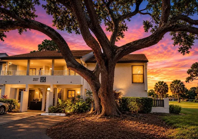 2117-lakewood-clb-dr-s-7-n-saint-petersburg-fl-33712/hzid_77ab86e2