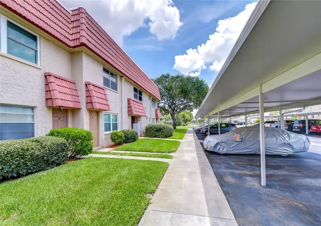 10037-62nd-terrace-n-5-saint-petersburg-fl-33708/hzid_61daa0ac
