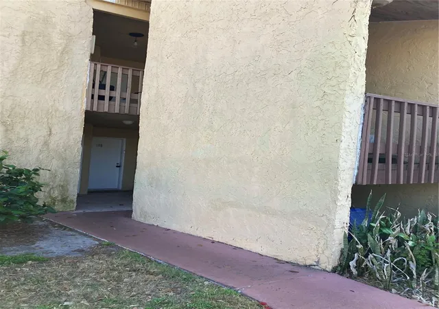 3427-clark-rd-127-sarasota-fl-34231/hzid_d05db852