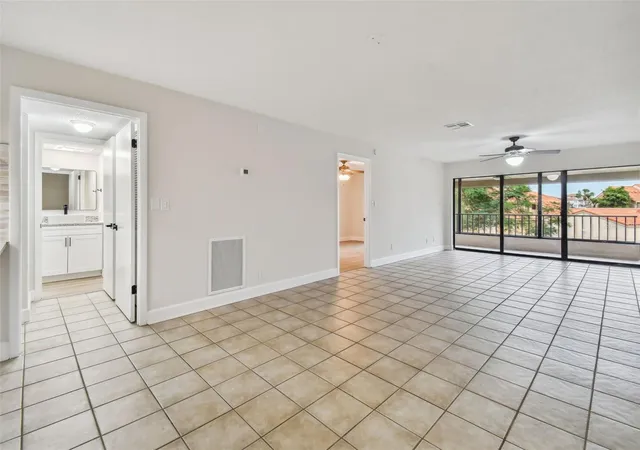 4800-brittany-dr-s-102-saint-petersburg-fl-33715/hzid_37bfd517