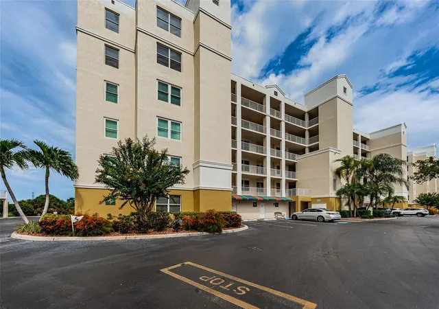 1200-country-clb-dr-5101-largo-fl-33771/hzid_3839283a