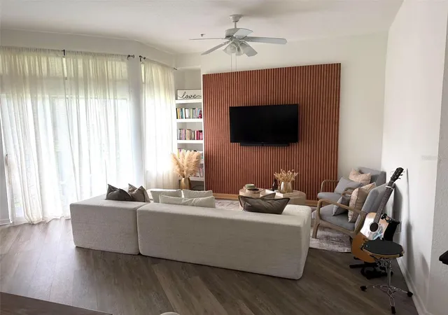 7360-westpointe-blvd-127-orlando-fl-32835/hzid_ff41011e