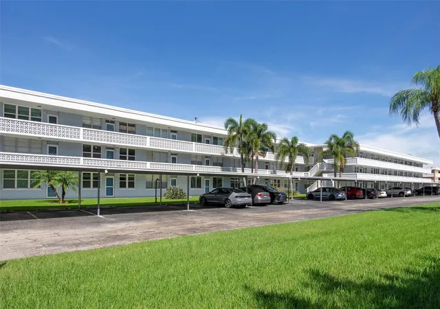 4720-locust-st-ne-219-saint-petersburg-fl-33703/hzid_001b7091