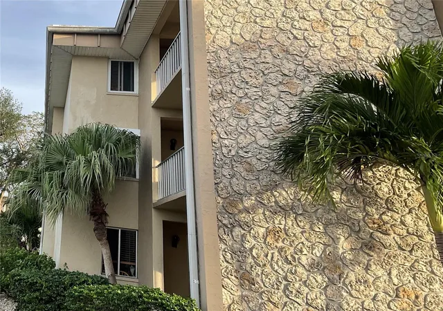 2244-winkler-ave-301-fort-myers-fl-33901/hzid_874f7e59