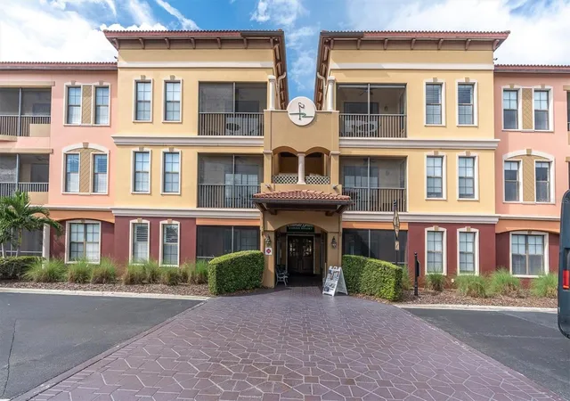 13941-clubhouse-dr-215-tampa-fl-33618/hzid_9a0cd4c3