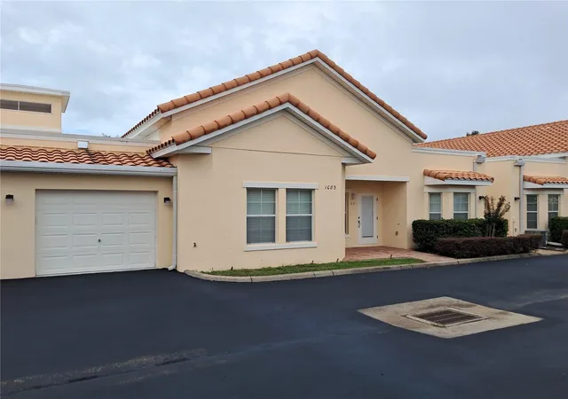 1083-david-walker-dr-c3-tavares-fl-32778/hzid_44604814