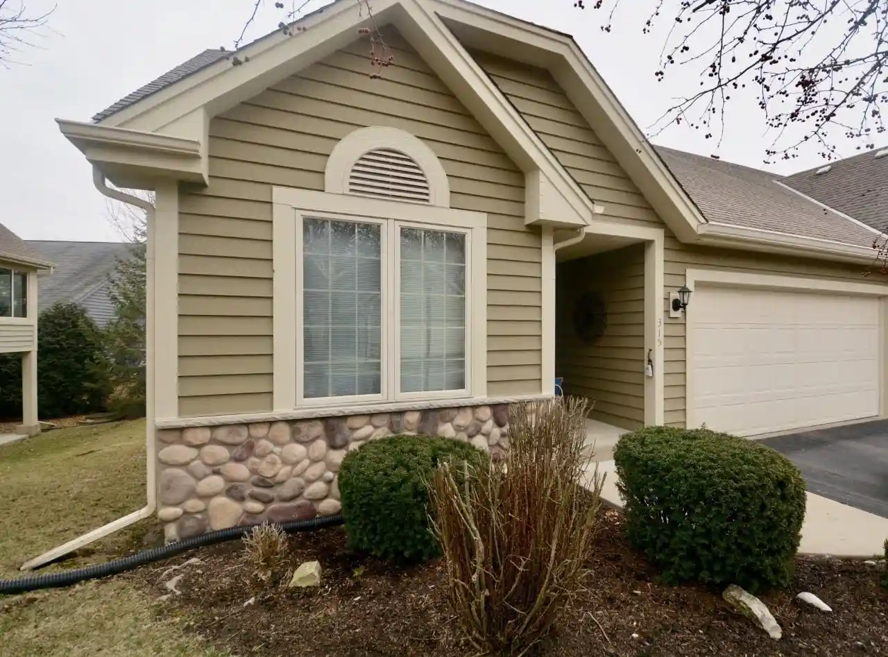 315-endfield-cir-cir-37-waukesha-wi-53186/hzid_66f20952