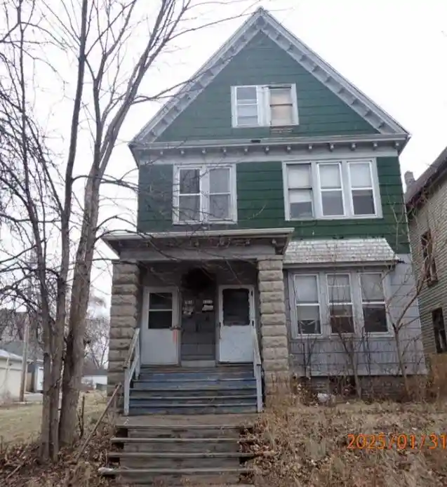 1232-n-24th-street-street-1234-milwaukee-wi-53205/hzid_e80d3725