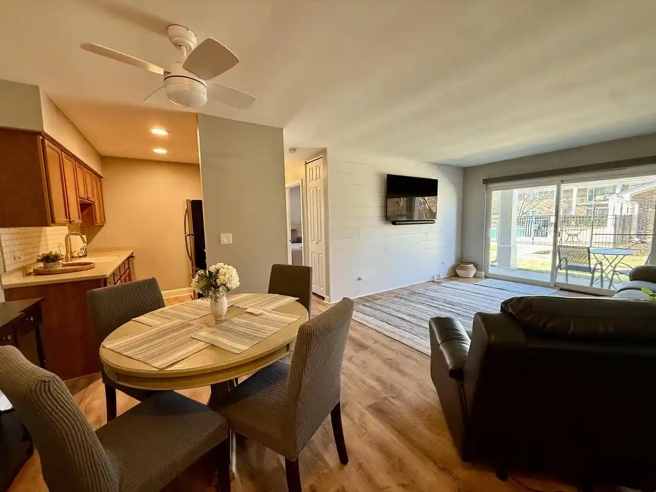 108-evelyn-lane-lane-unit-b-lake-geneva-wi-53147/hzid_13f3b11d