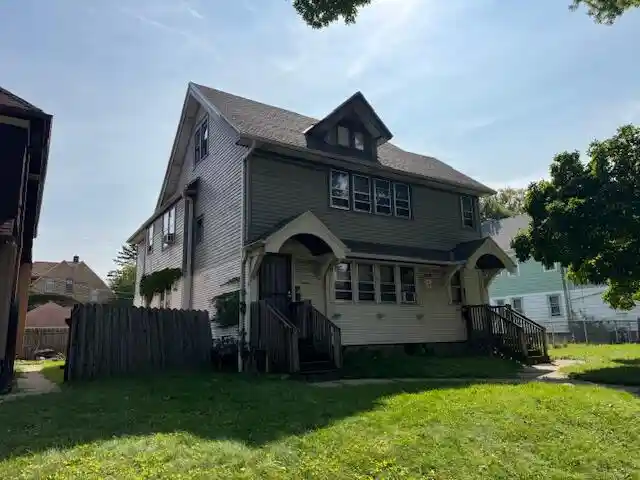 2932-n-44th-street-street-2934-milwaukee-wi-53210/hzid_dfcb32d2