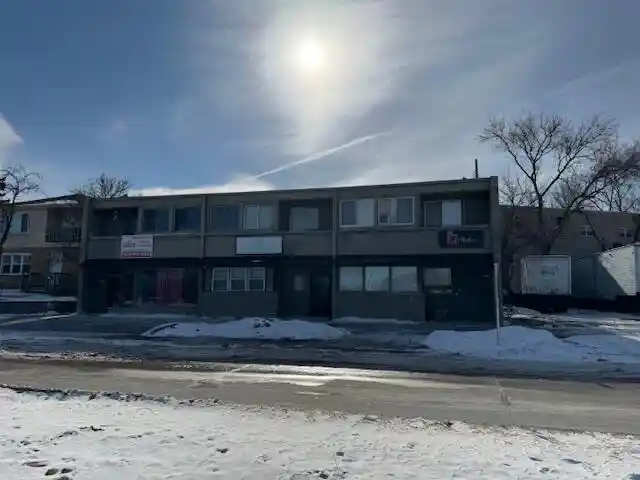9913-w-lisbon-avenue-avenue-9915-17-19-milwaukee-wi-53222/hzid_f176ef43