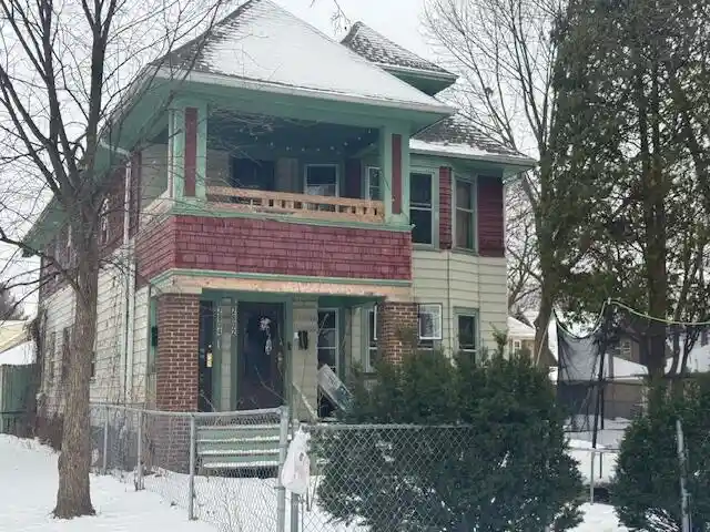 2802-n-47th-street-street-2804-milwaukee-wi-53210/hzid_0af386e2