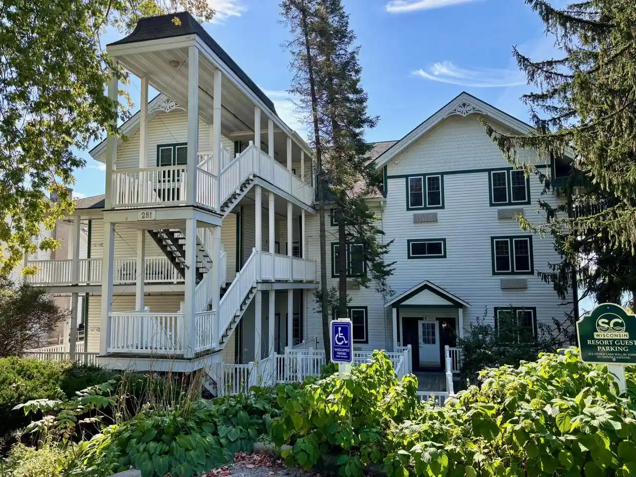 281-victorian-village-dr-dr-31-elkhart-lake-wi-53020/hzid_eb6bad66