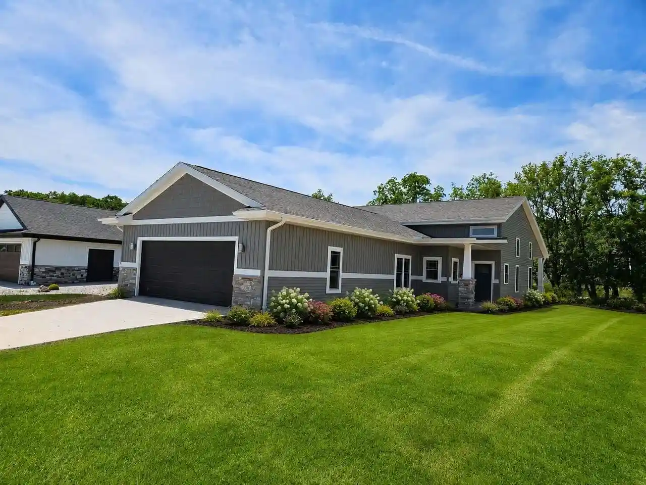 3708-huntington-avenue-avenue-56-janesville-wi-53546/hzid_d81bee37