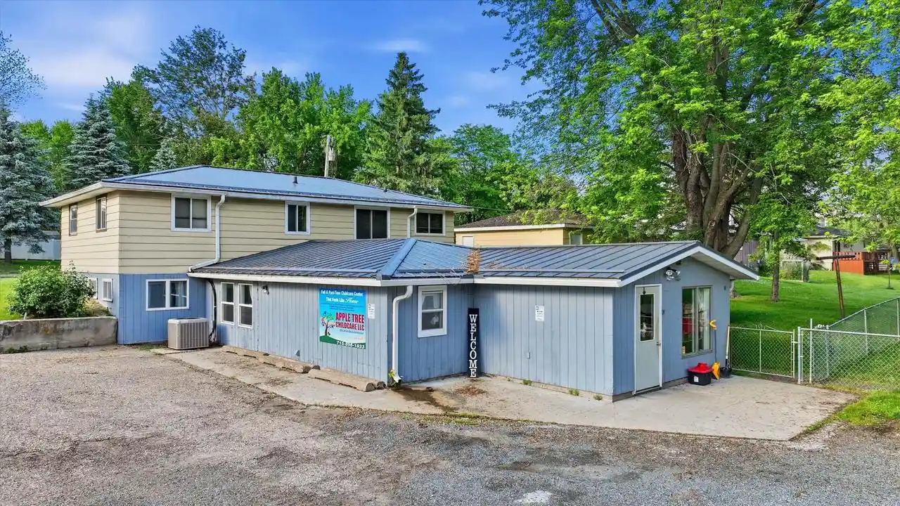 806-808-e-vilas-street-street-808-e-vilas-sr-marshfield-wi-54449/hzid_602da3f7