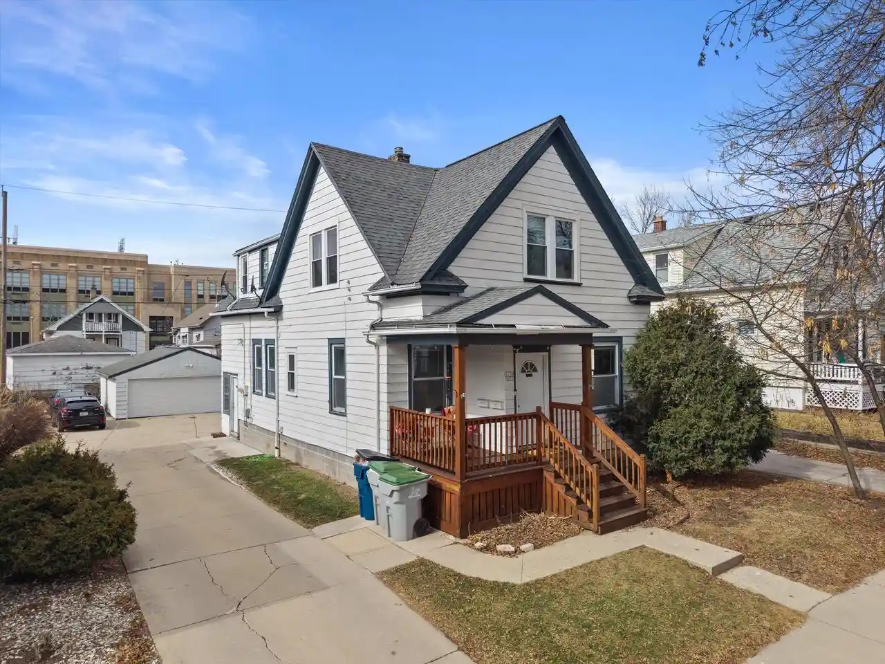 217-n-63rd-street-street-217a-milwaukee-wi-53213/hzid_0ec50a66