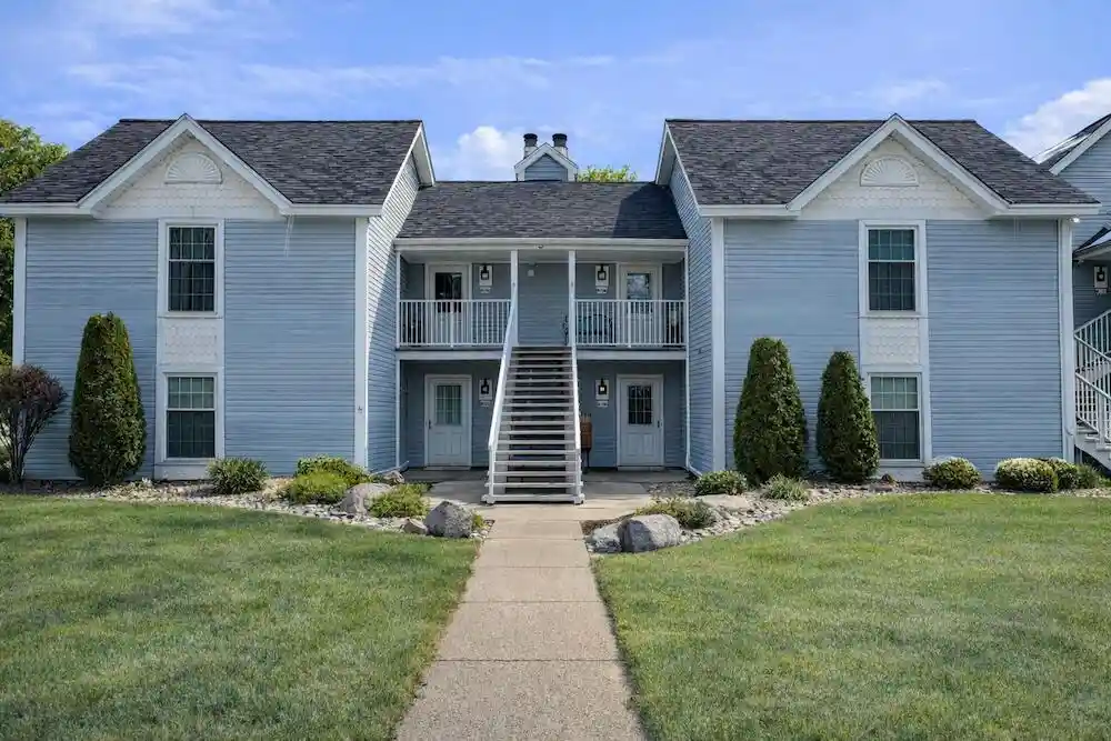 300-foxwood-unit-160-dr-dr-waterford-wi-53185/hzid_cfaa96ad