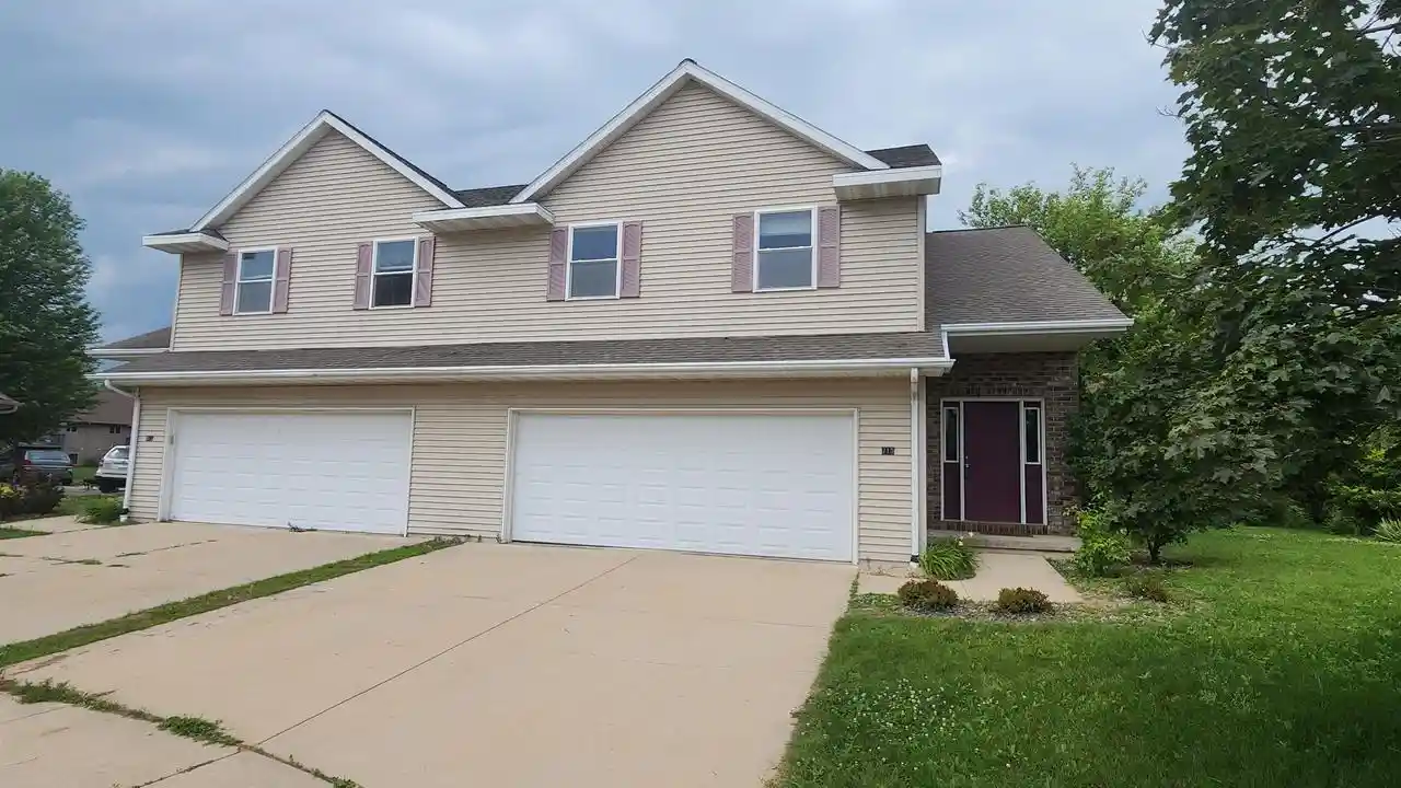 715-edge-point-court-court-2-de-pere-wi-54115/hzid_c83921dc