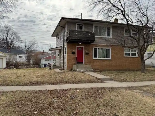 5274-n-84th-street-street-5276-milwaukee-wi-53225/hzid_434fc2dd