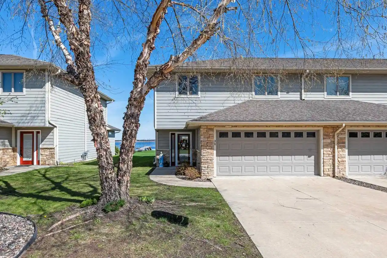 178-e-front-street-street-31-marquette-wi-53947/hzid_20344309