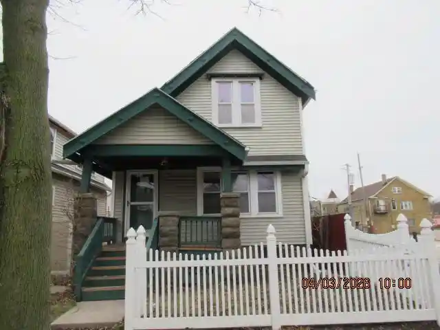 2661-n-vel-r-phillips-avenue-avenue-milwaukee-wi-53212/hzid_2eba91aa