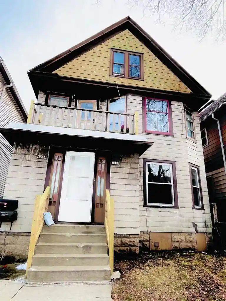 1823-west-becher-st-street-west-street-west-1823a-milwaukee-wi-53215/hzid_c6a70c23