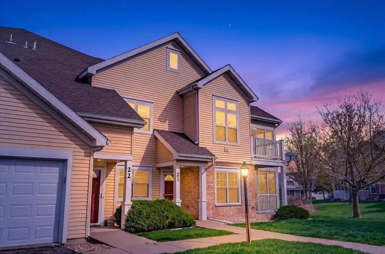 30-keystone-way-way-22-fitchburg-wi-53711/hzid_e5db4ac3