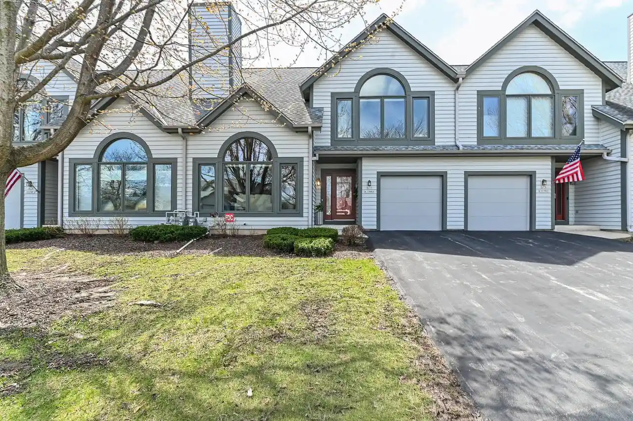 s75w17663-harbor-circle-circle-d-muskego-wi-53150/hzid_fc8f54b6