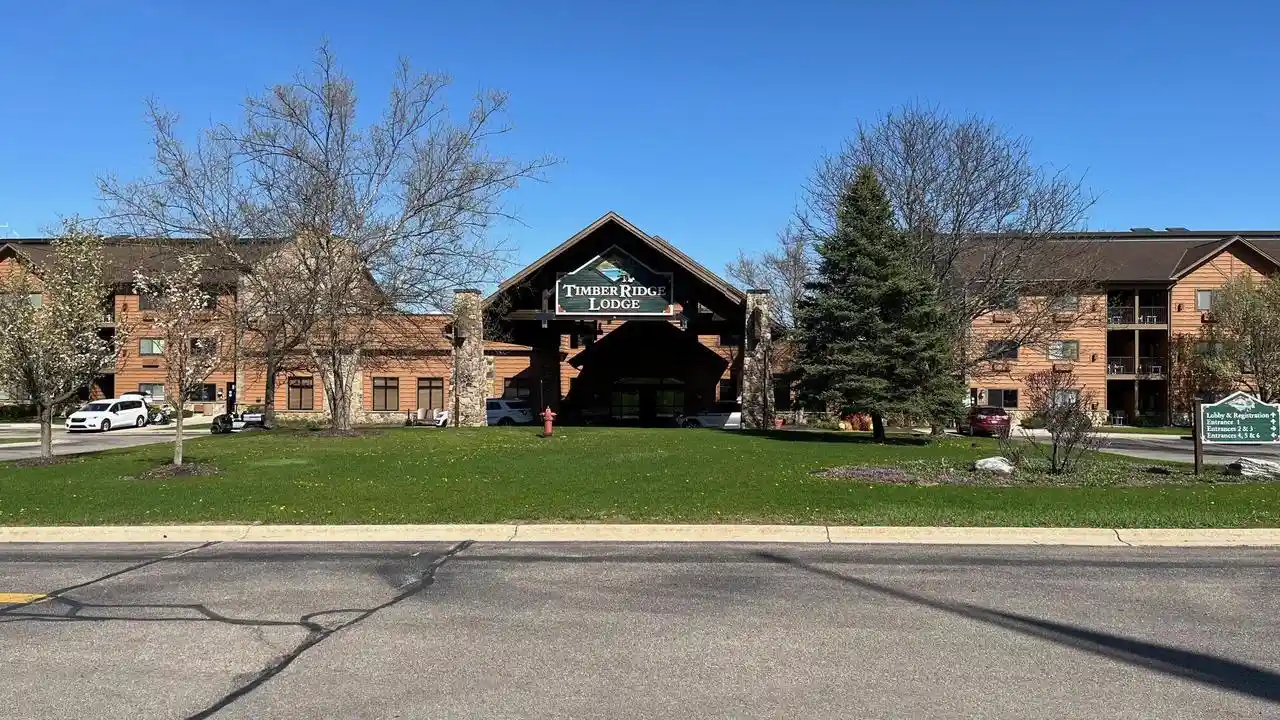 7020-grand-geneva-way-way-372-lake-geneva-wi-53147/hzid_23d80638