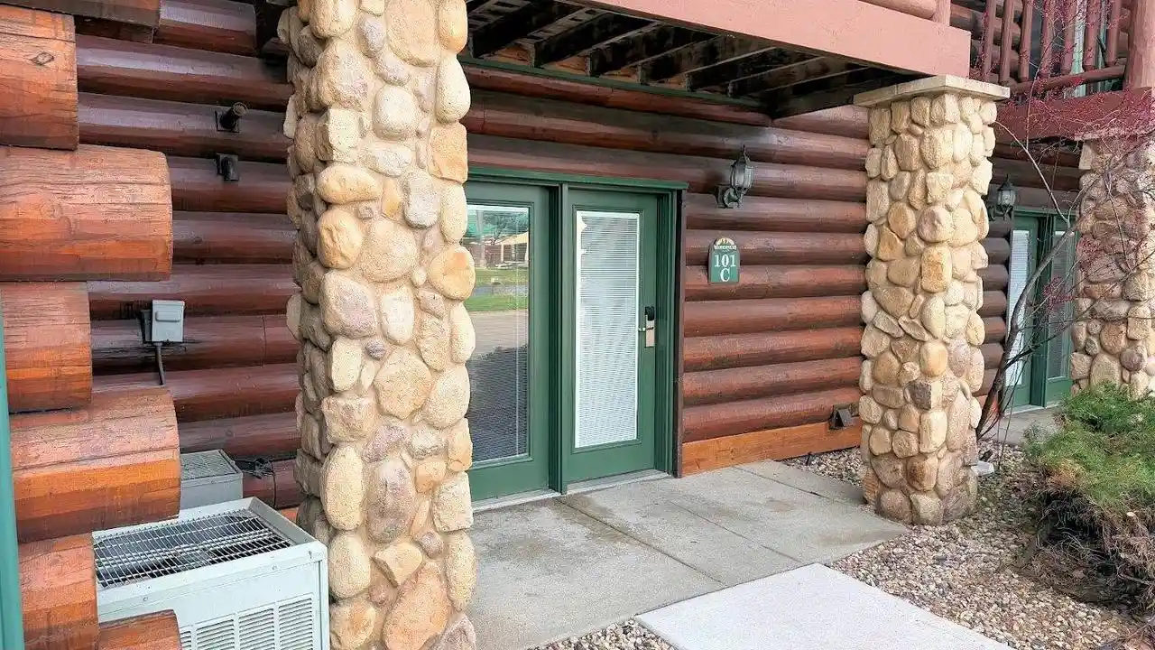 511-e-adams-street-street-101c-wisconsin-dells-wi-53965/hzid_fac46aef