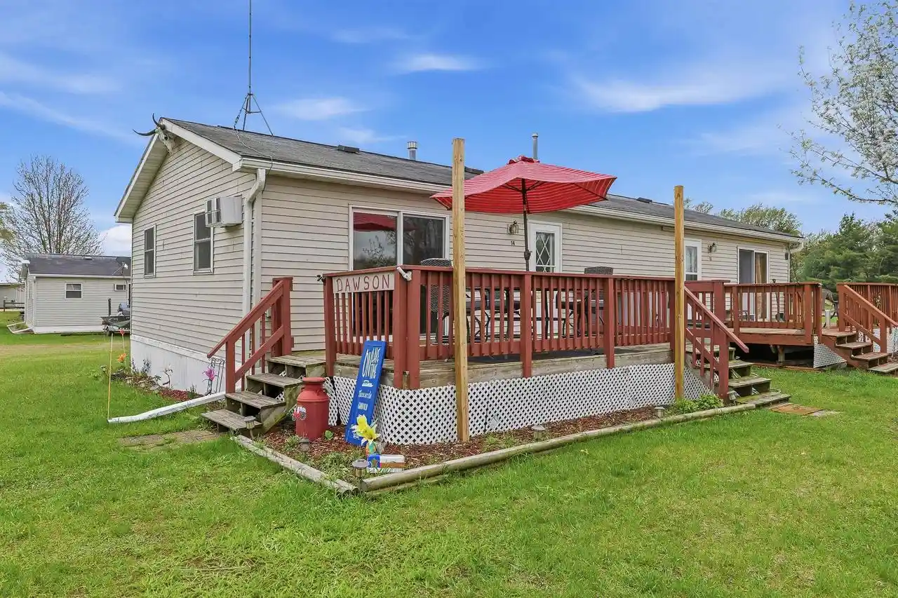 w983-w-north-shore-dr-dr-14-montello-wi-53949/hzid_64555c0a