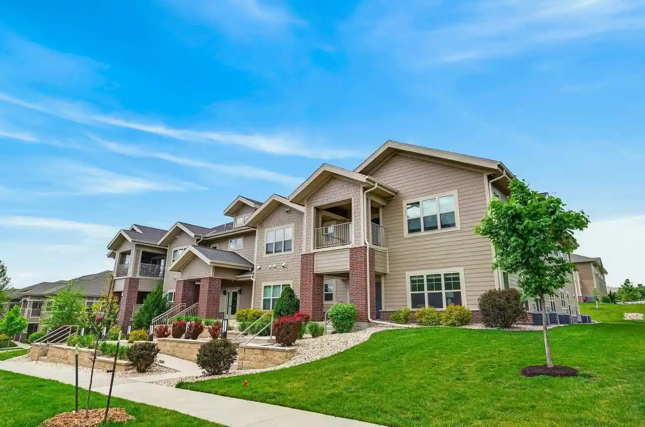 1804-maplecrest-dr-dr-102-verona-wi-53593/hzid_7ea85f0e