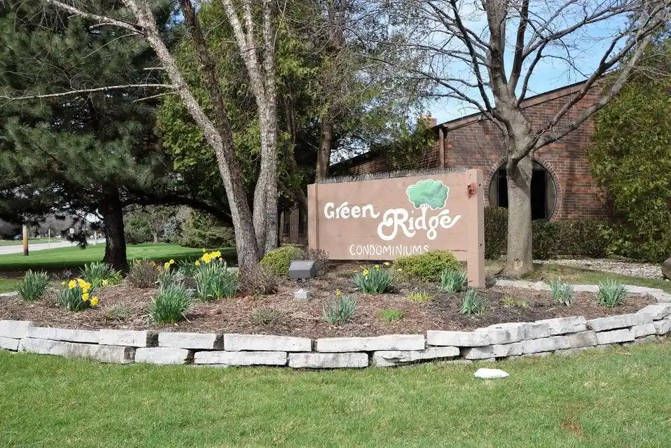 5736-cambridge-circle-circle-racine-wi-53406/hzid_ea296e1d
