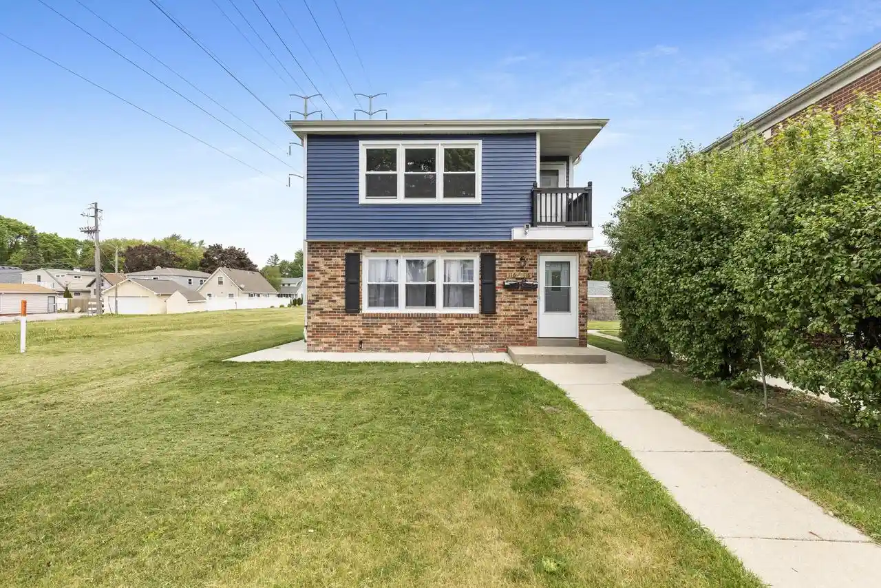 116-s-76th-street-street-118-milwaukee-wi-53214/hzid_0c468c7a