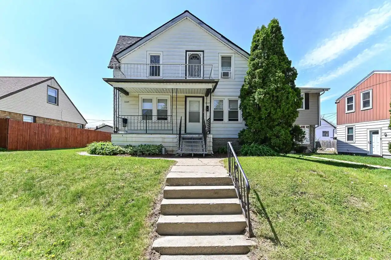 2445-s-62nd-street-street-2447-west-allis-wi-53219/hzid_294d1aaf