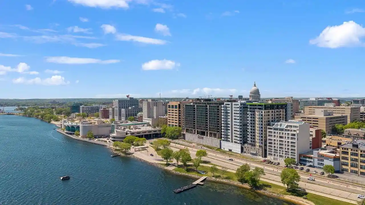 155-e-wilson-street-street-702-madison-wi-53703/hzid_54f56063