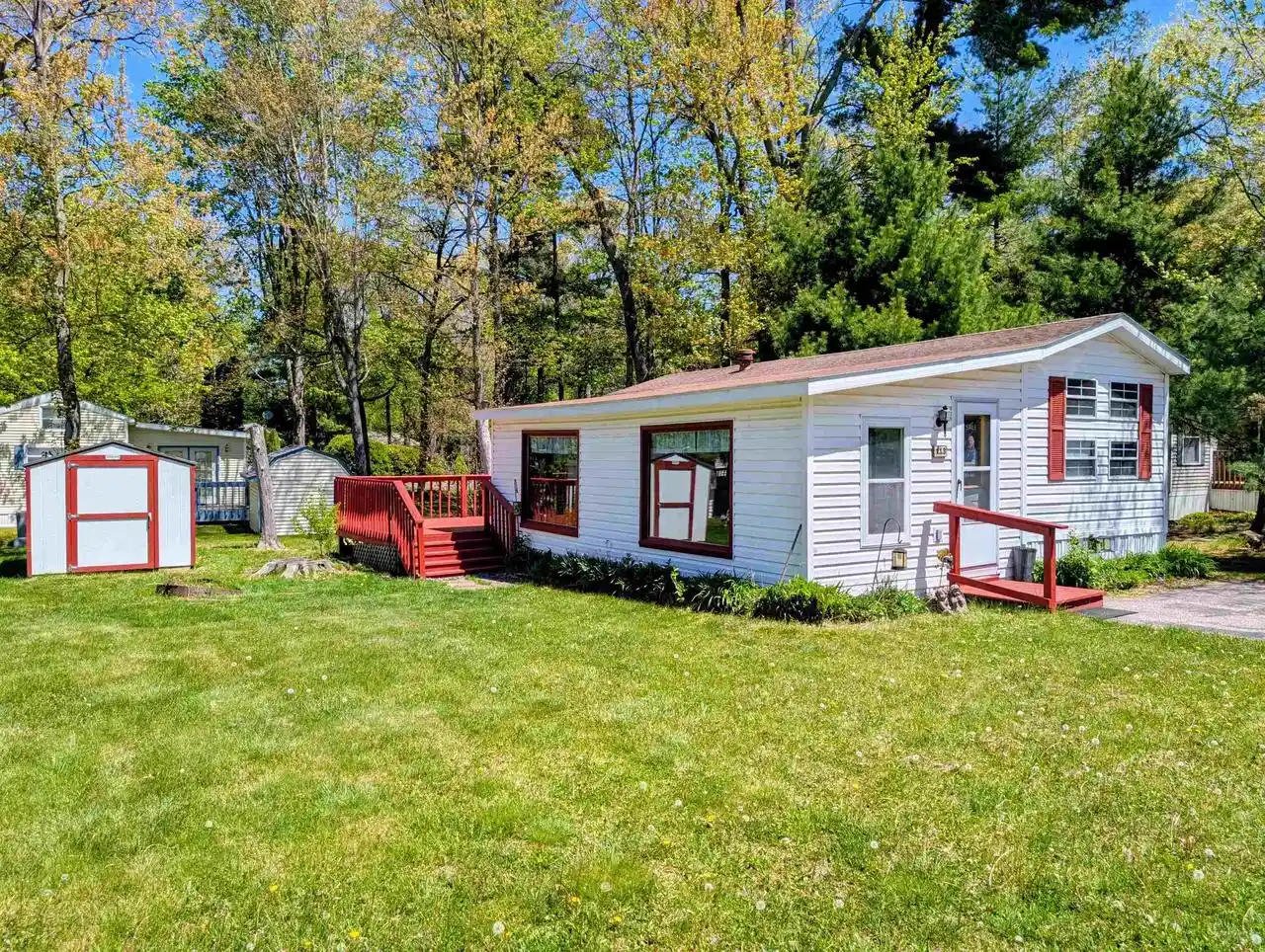 113-wood-haven-dr-dr-35-wisconsin-dells-wi-53965/hzid_732435c4