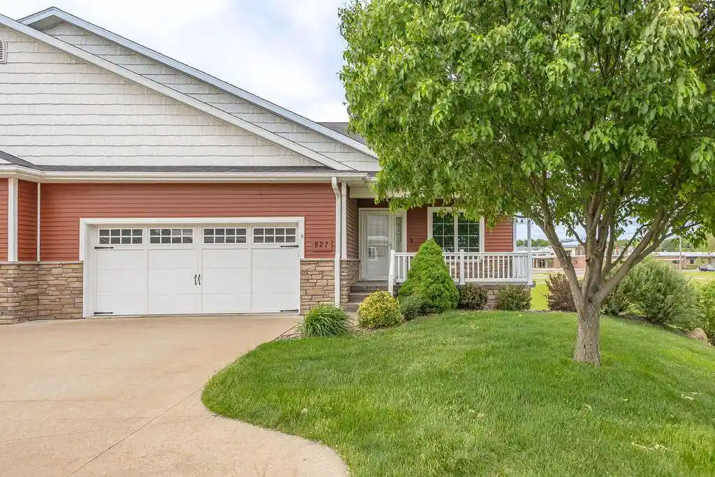 827-barson-court-court-23-onalaska-wi-54650/hzid_2e4b3cd0