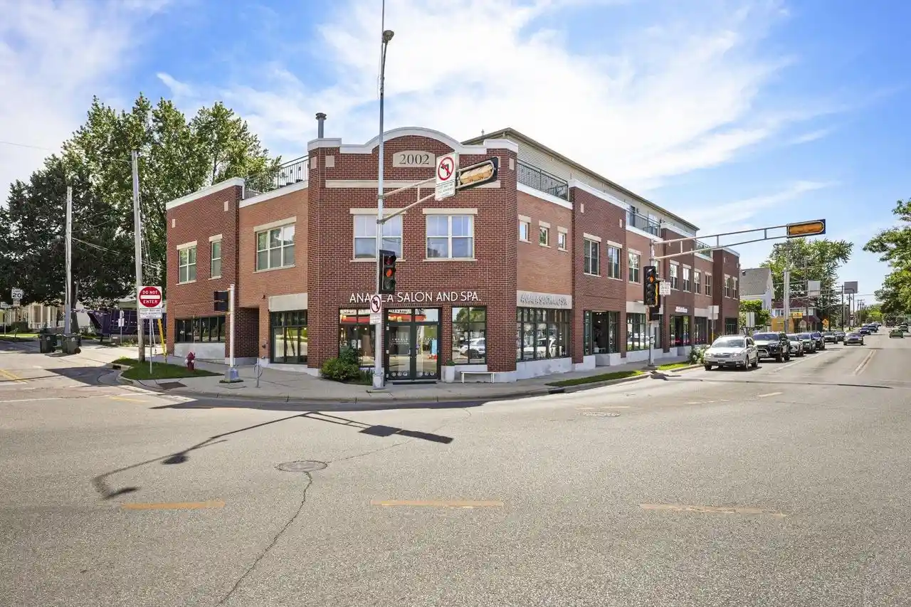 2929-atwood-avenue-avenue-204-madison-wi-53704/hzid_49fb97c1