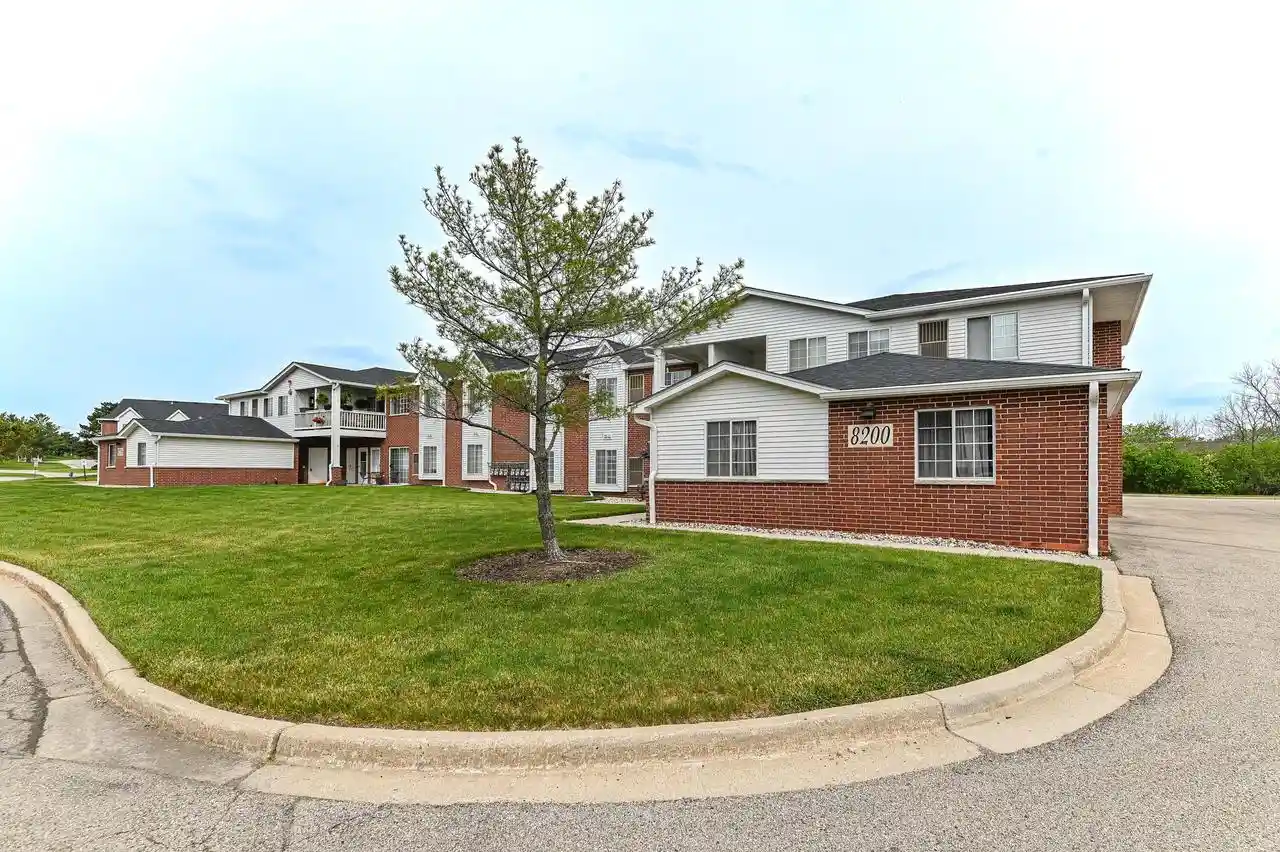 8200-lexington-pl-pl-12-pleasant-prairie-wi-53158/hzid_6fbdaca1