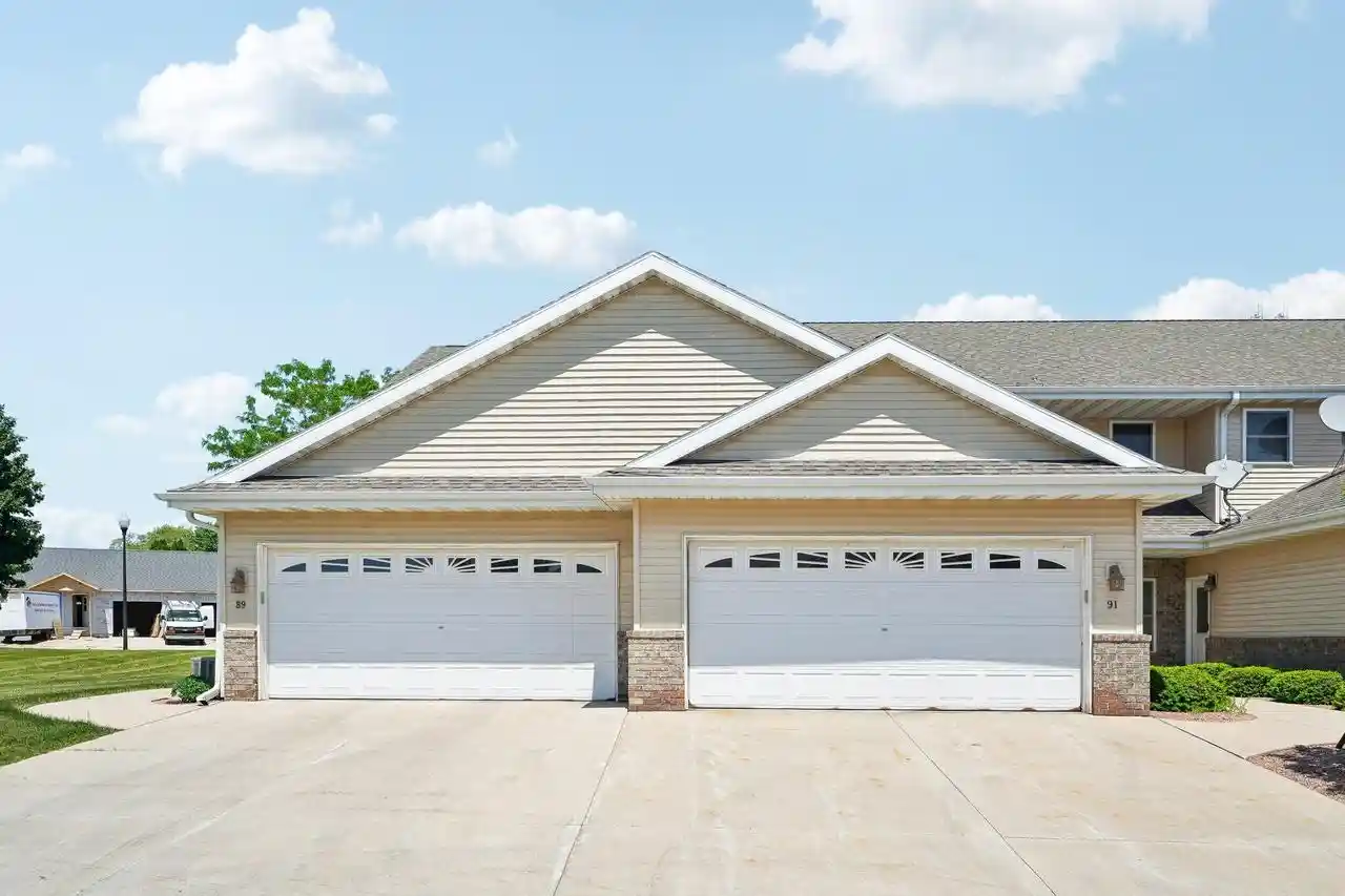 865-prairie-gdns-91-kewaskum-wi-53040/hzid_98a25ce4