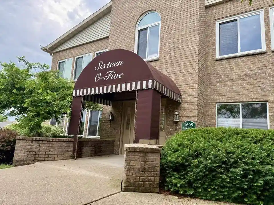 1605-golf-glen-g-madison-wi-53704/hzid_5acc8f97