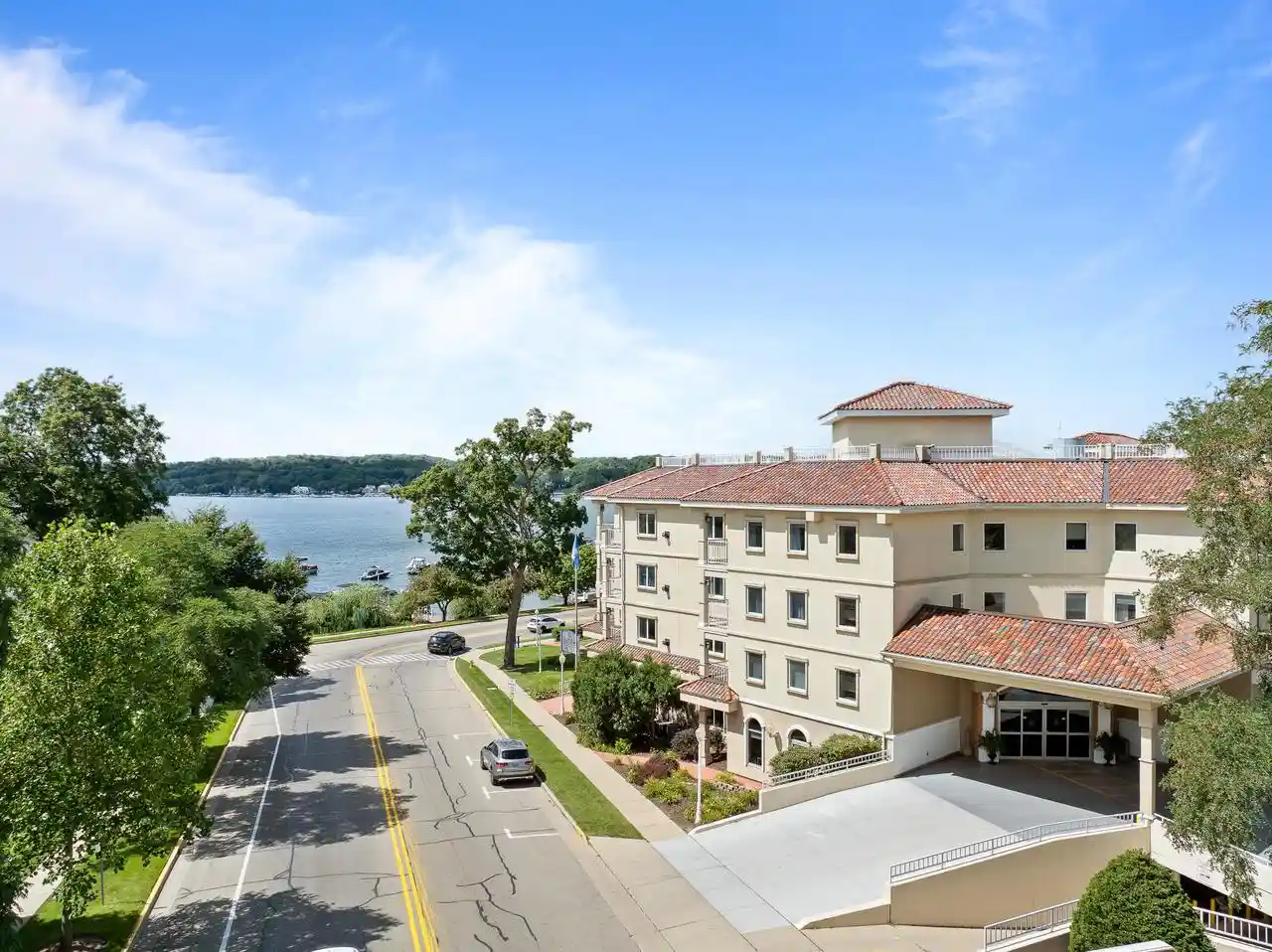 335-wrigley-dr-dr-410-lake-geneva-wi-53147/hzid_07d0ca19