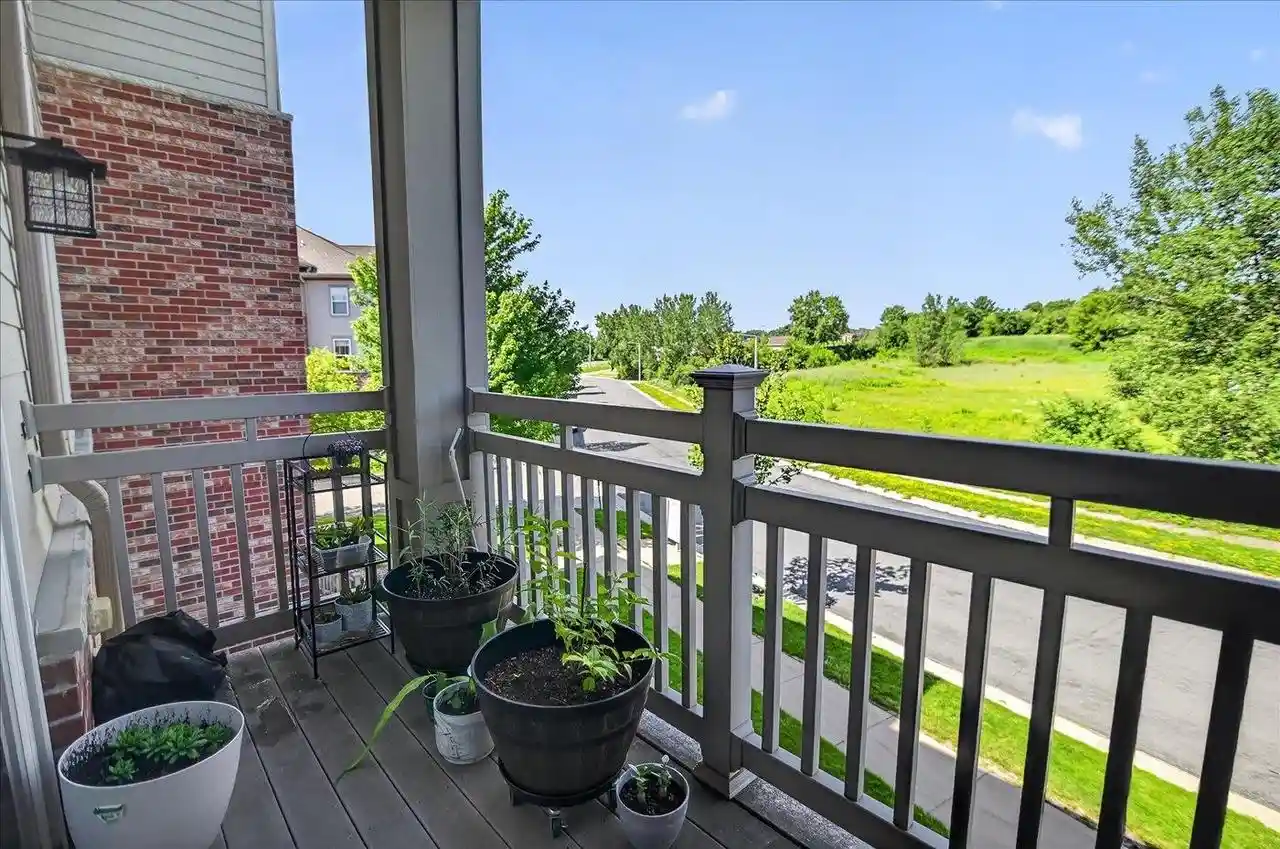141-metro-terrace-terrace-203-madison-wi-53718/hzid_2a590815