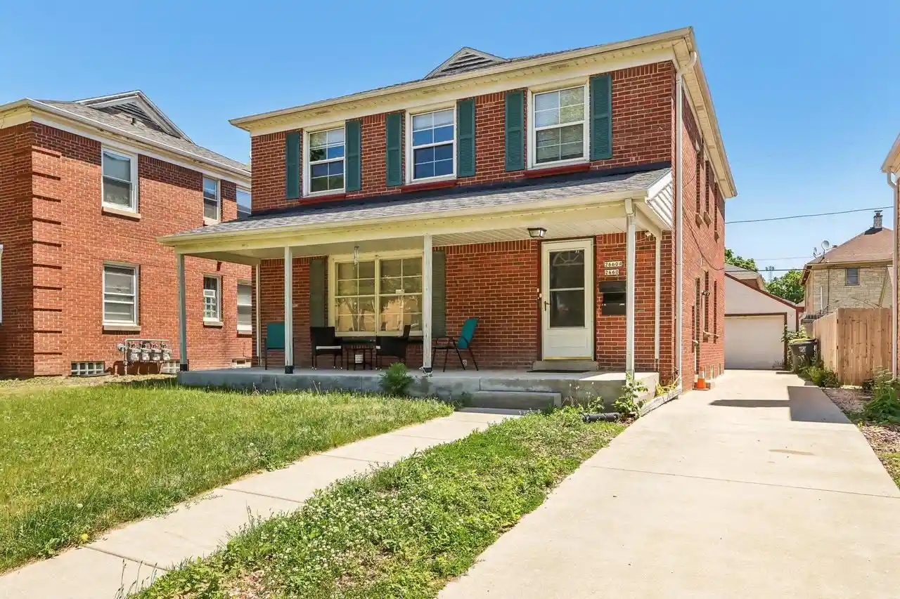 2660-n-63rd-street-street-2660a-wauwatosa-wi-53213/hzid_941e1a52