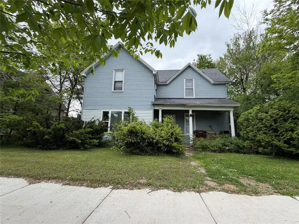 717-balcom-street-street-2-eau-claire-wi-54703/hzid_d41a8af5