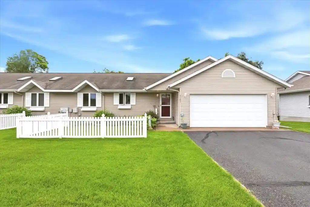 1161-weather-ridge-road-road-2-chippewa-falls-wi-54729/hzid_861c4159